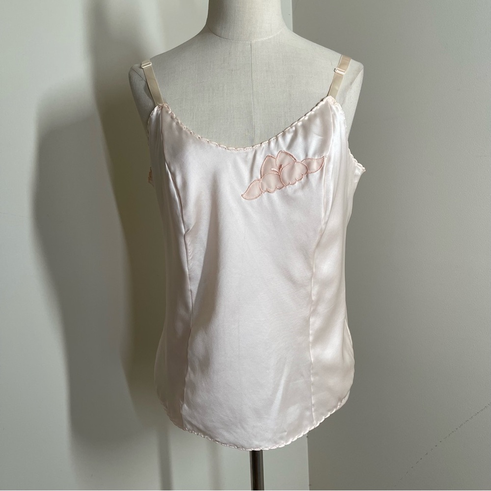 Bali Women’s Peach w/ Appliqué Front -SZ 36 - Camisole